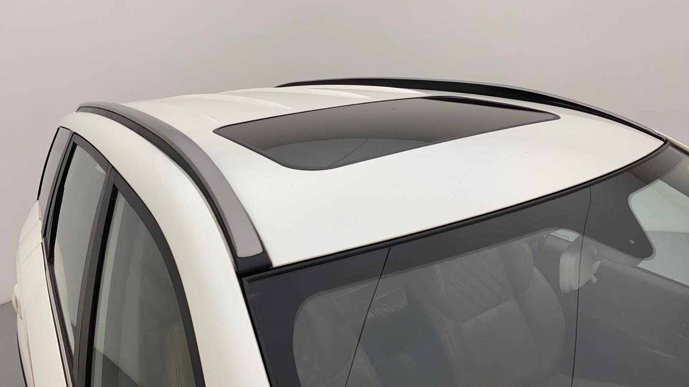 2020 Mahindra XUV500 W11(O), Diesel, Manual, 60,599 km, Roof