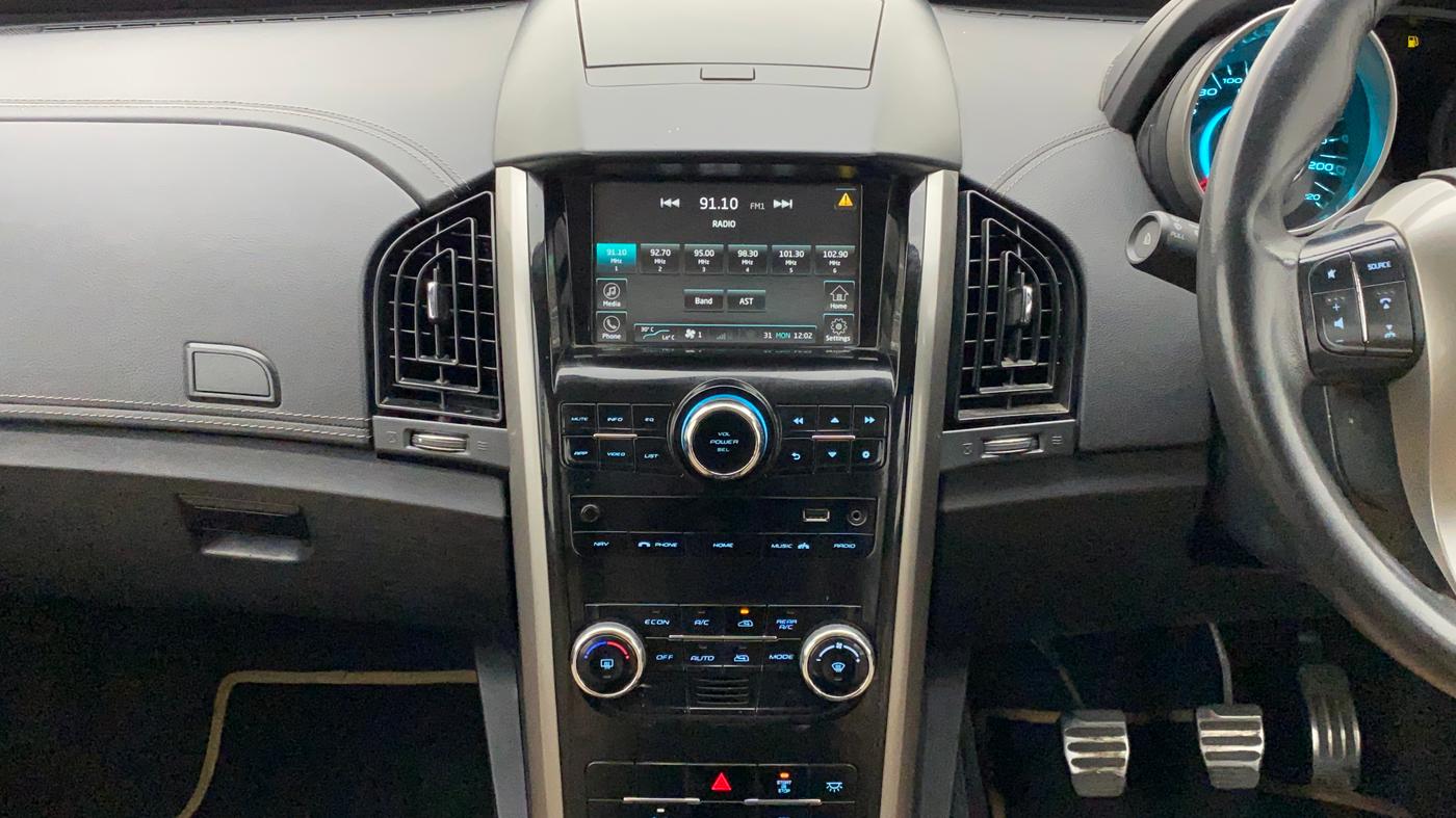 2020 Mahindra XUV500 W11(O), Diesel, Manual, 60,599 km, Air Conditioner