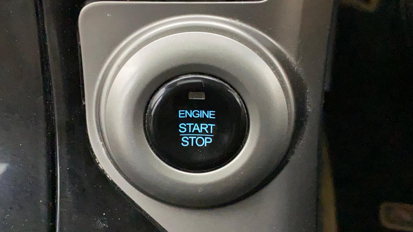 2020 Mahindra XUV500 W11(O), Diesel, Manual, 60,599 km, Keyless Start/ Stop Button