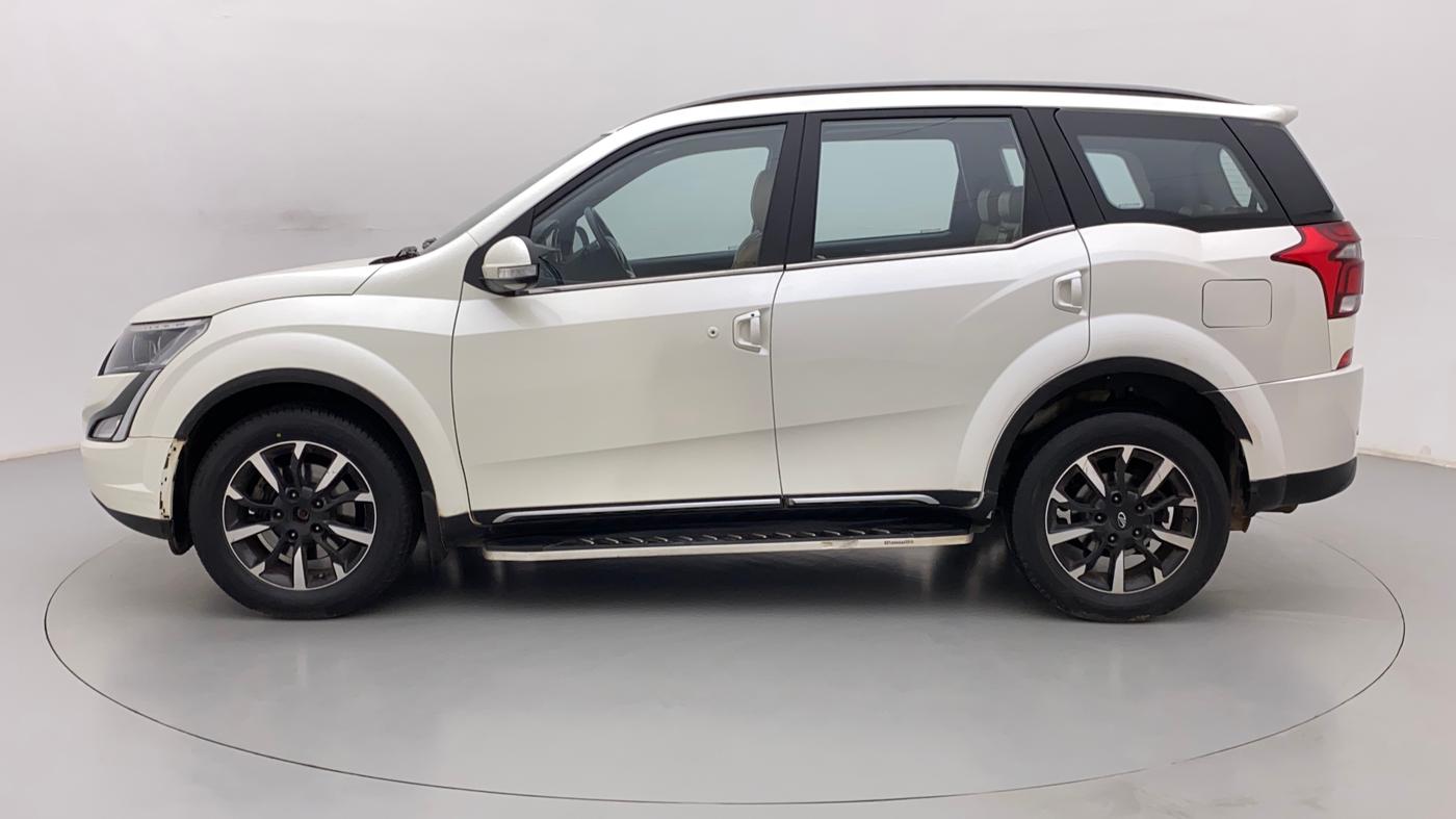 2020 Mahindra XUV500 W11(O), Diesel, Manual, 60,599 km, Left Side