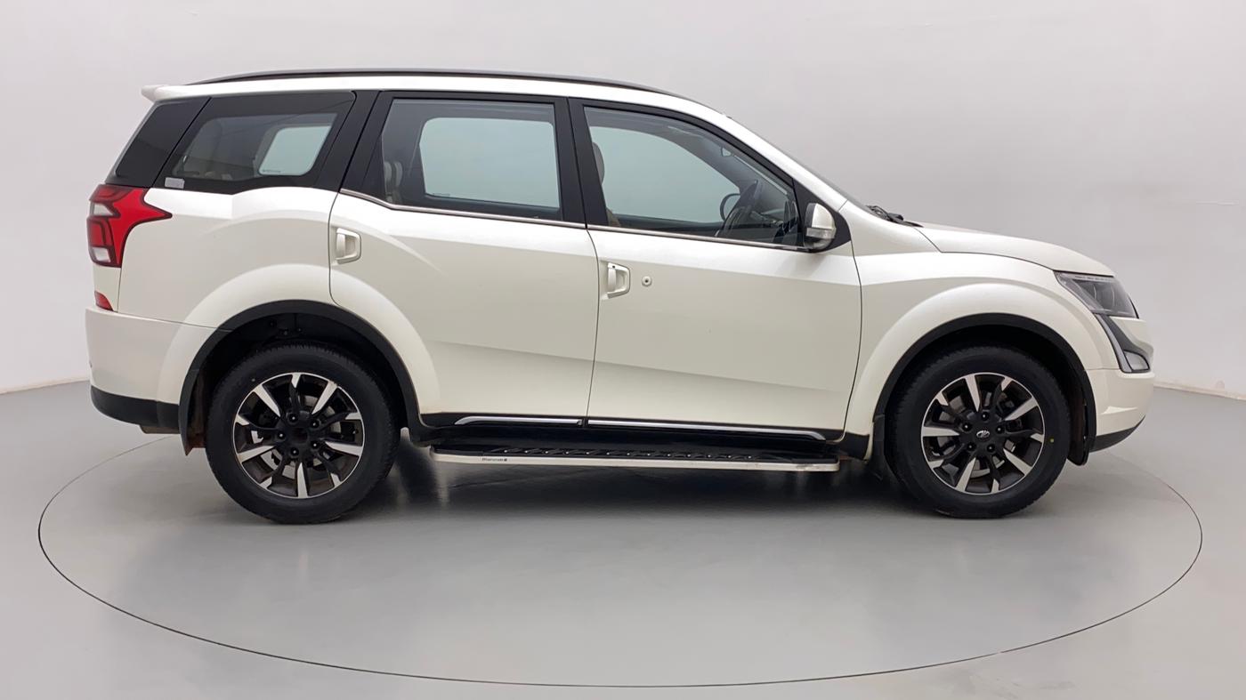 2020 Mahindra XUV500 W11(O), Diesel, Manual, 60,599 km, Right Side View