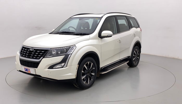 2020 Mahindra XUV500 W11(O), Diesel, Manual, 60,599 km, Left Front Diagonal