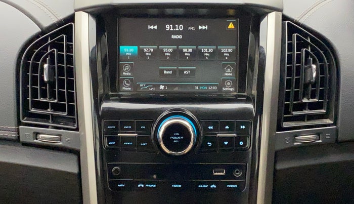 2020 Mahindra XUV500 W11(O), Diesel, Manual, 60,599 km, Infotainment System