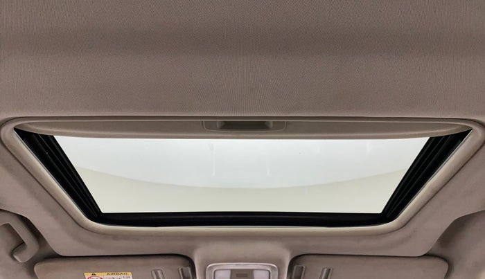 2020 Mahindra XUV500 W11(O), Diesel, Manual, 60,599 km, Moonroof/ Sunroof