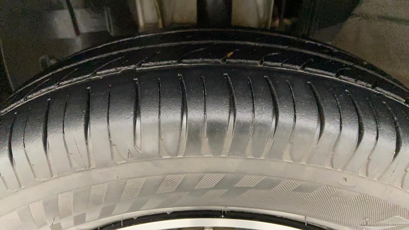 2019 Renault TRIBER 1.0 RXT, Petrol, Manual, 29,055 km, Left Front Tyre Tread