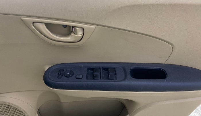 2015 Honda Amaze 1.5L I-DTEC S, Diesel, Manual, 84,300 km, Driver Side Door Panels Control