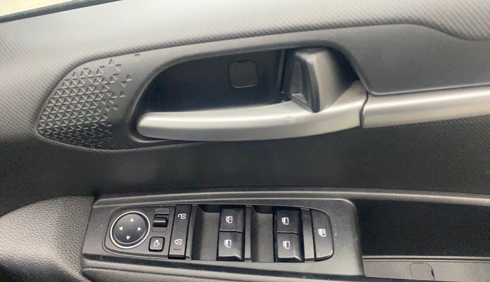 2023 KIA SONET GTX PLUS 1.0 DCT, Petrol, Automatic, 62,321 km, Driver Side Door Panels Control