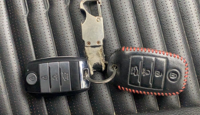 2023 KIA SONET GTX PLUS 1.0 DCT, Petrol, Automatic, 62,321 km, Key Close Up