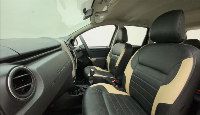 2019 Renault Duster RXE PETROL, Petrol, Manual, 49,555 km, Right Side Front Door Cabin