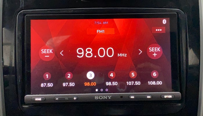 2019 Renault Duster RXE PETROL, Petrol, Manual, 49,555 km, Infotainment System