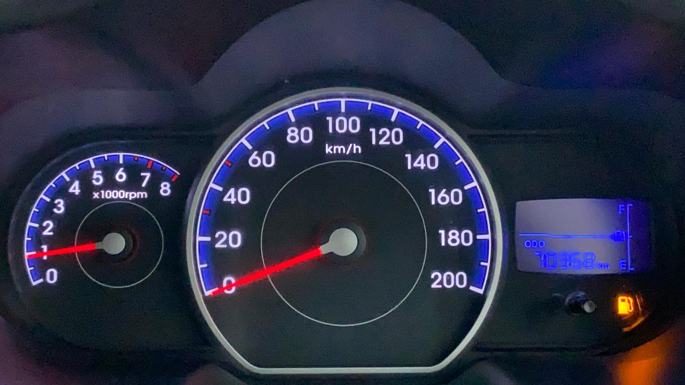2011 Hyundai i10 MAGNA 1.2, Petrol, Manual, 70,367 km, Odometer Image