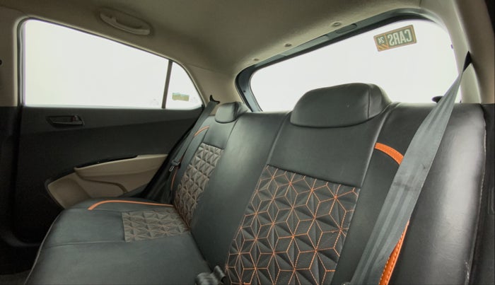 2014 Hyundai Grand i10 MAGNA 1.2 KAPPA VTVT, Petrol, Manual, 72,487 km, Right Side Rear Door Cabin
