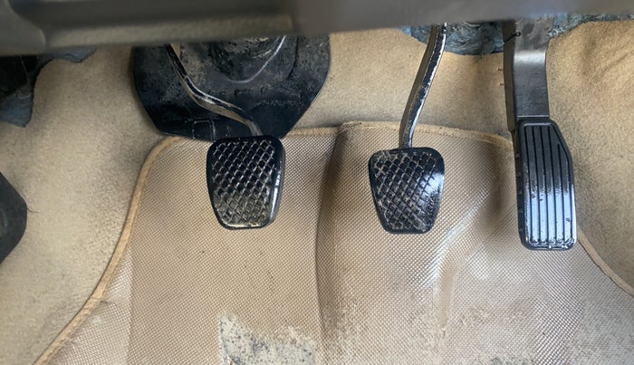 2015 Honda City 1.5L I-VTEC V MT, Petrol, Manual, 77,798 km, Pedals