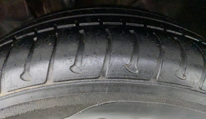2018 Tata Tiago XZA 1.2 REVOTRON, Petrol, Automatic, 49,172 km, Left Front Tyre Tread
