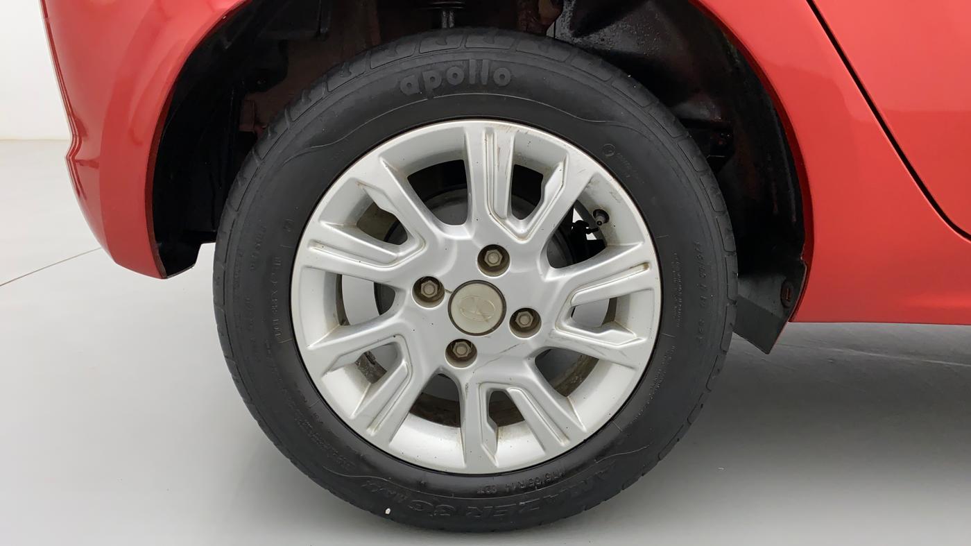 2018 Tata Tiago XZA 1.2 REVOTRON, Petrol, Automatic, 49,172 km, Right Rear Wheel