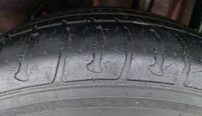 2018 Tata Tiago XZA 1.2 REVOTRON, Petrol, Automatic, 49,172 km, Right Rear Tyre Tread