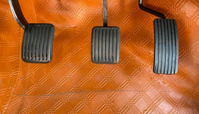 2015 Hyundai i10 MAGNA 1.1, Petrol, Manual, 36,836 km, Pedals