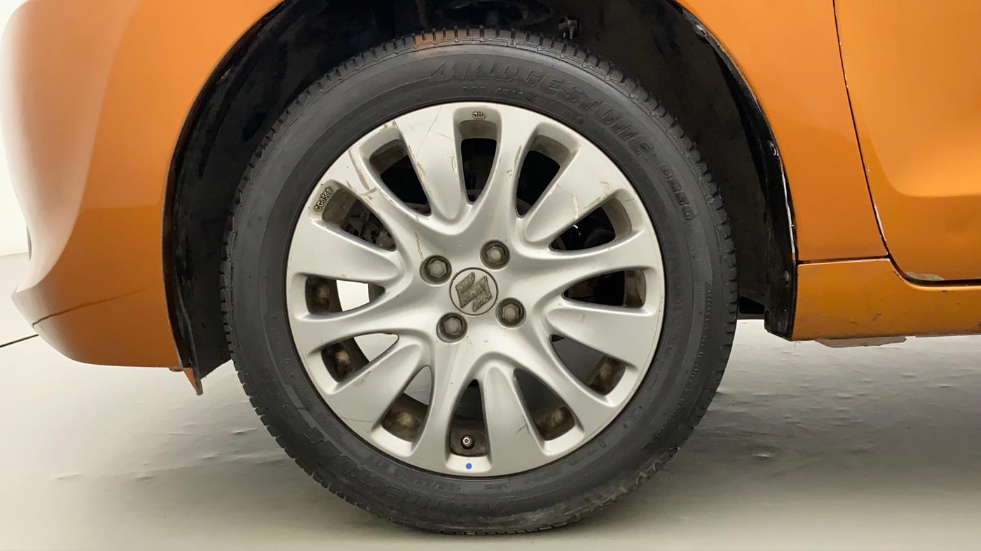 2016 Maruti Baleno ZETA PETROL 1.2, Petrol, Manual, 98,765 km, Left Front Wheel
