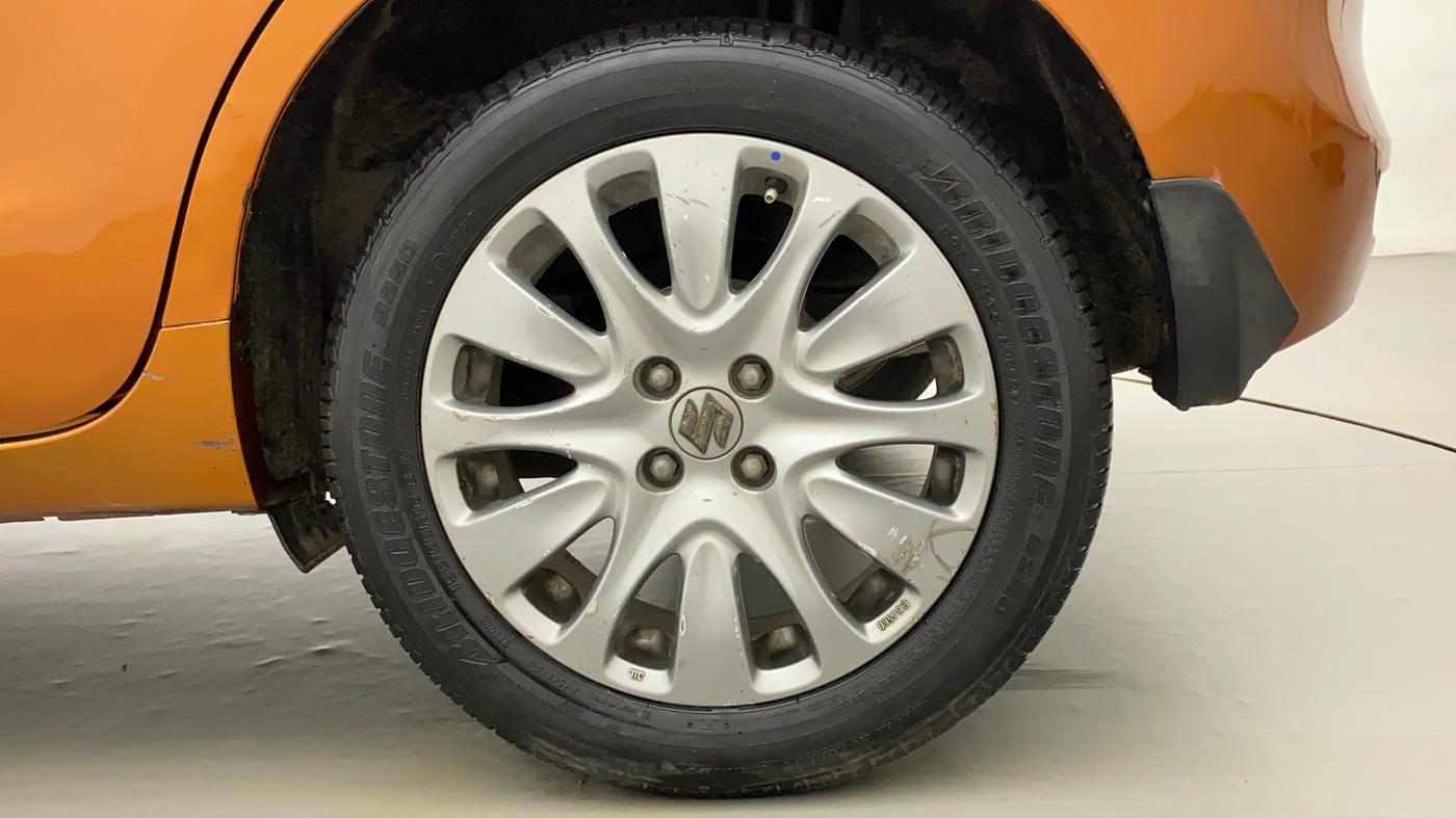 2016 Maruti Baleno ZETA PETROL 1.2, Petrol, Manual, 98,765 km, Left Rear Wheel