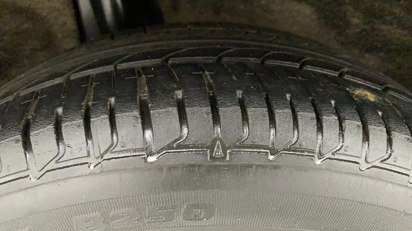2016 Maruti Baleno ZETA PETROL 1.2, Petrol, Manual, 98,765 km, Right Rear Tyre Tread