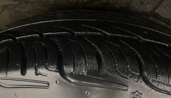 2013 Hyundai i10 ERA 1.1, Petrol, Manual, 62,904 km, Right Rear Tyre Tread