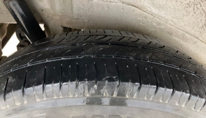 2015 Maruti Wagon R 1.0 LXI, Petrol, Manual, 61,407 km, Right Rear Tyre Tread