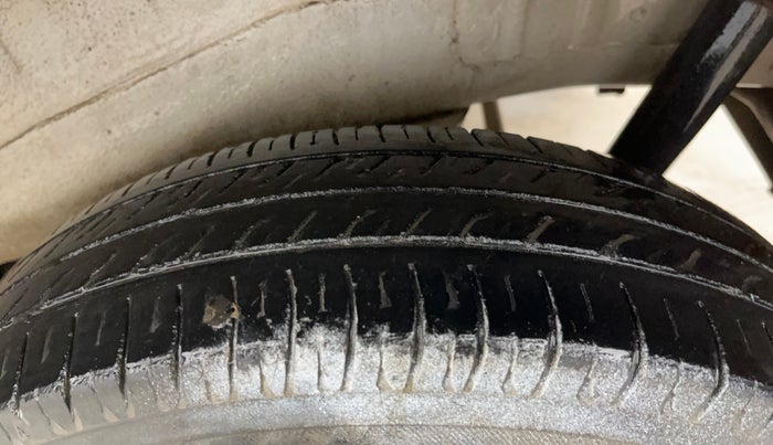 2015 Maruti Wagon R 1.0 LXI, Petrol, Manual, 61,407 km, Left Rear Tyre Tread