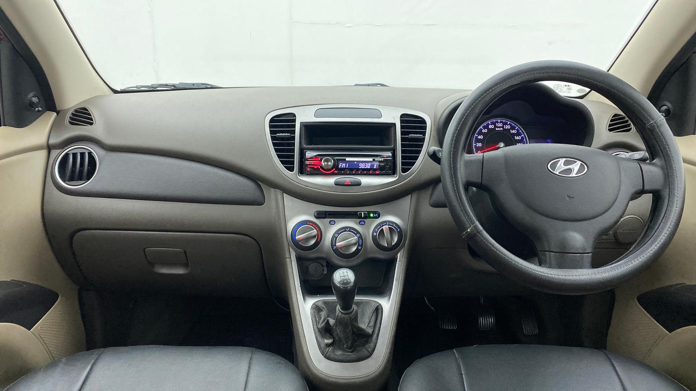 2013 Hyundai i10 MAGNA 1.1, CNG, Manual, 36,586 km, Dashboard
