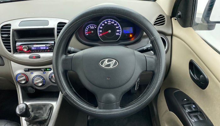 2013 Hyundai i10 MAGNA 1.1, Petrol, Manual, 36,586 km, Steering Wheel Close Up
