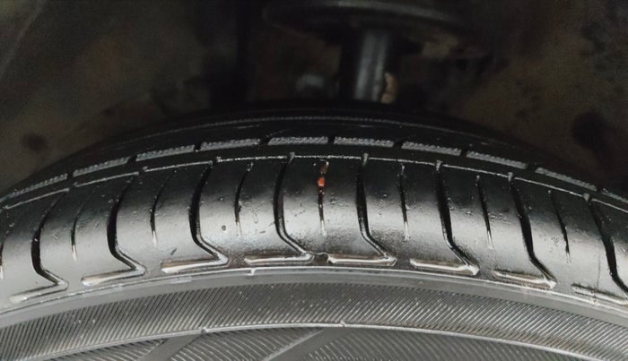 2019 Maruti Baleno ZETA PETROL 1.2, Petrol, Manual, 77,570 km, Left Front Tyre Tread