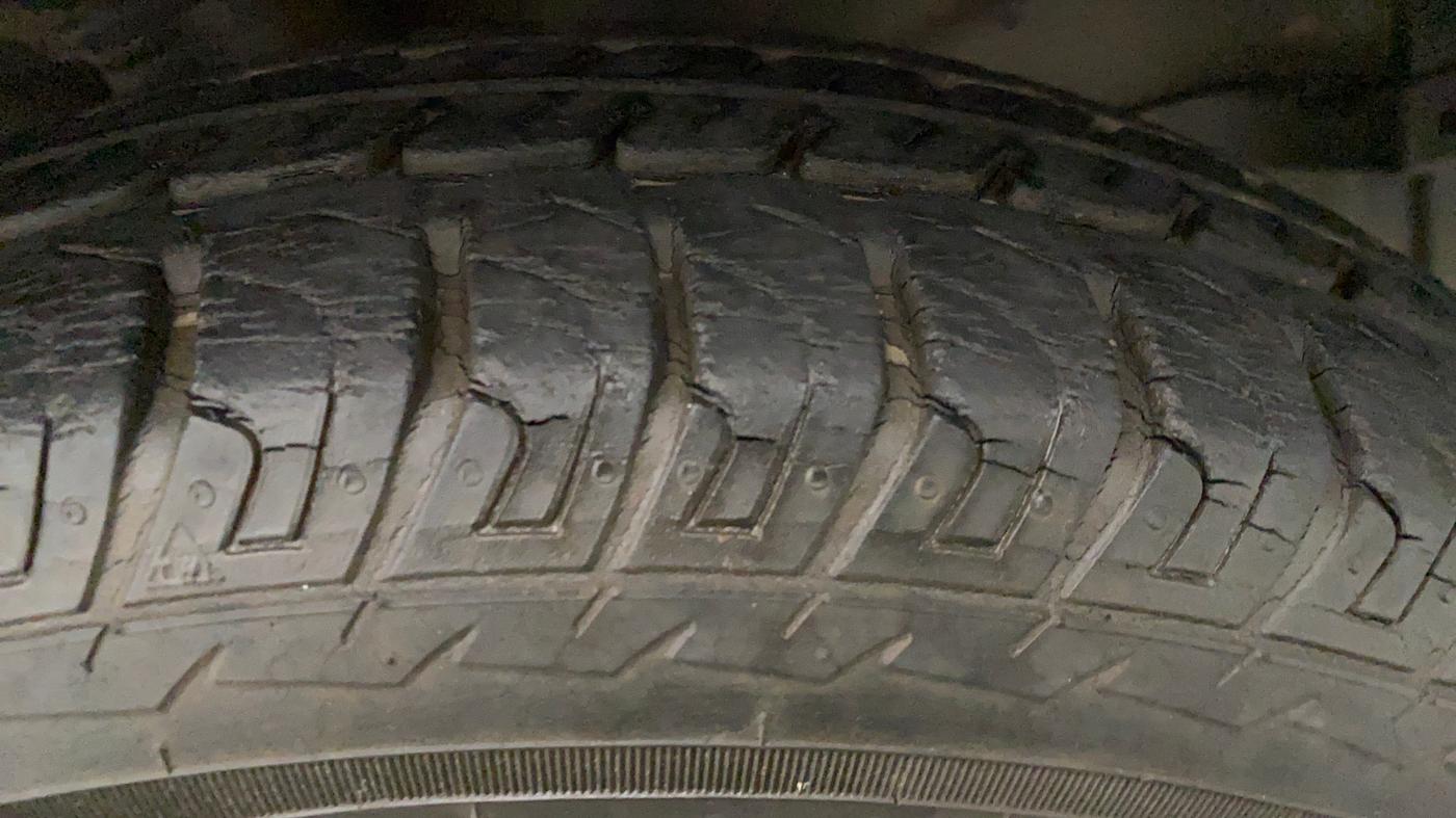 2013 Maruti Wagon R 1.0 LXI, Petrol, Manual, 12,575 km, Right Front Tyre Tread