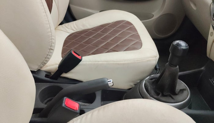 2013 Hyundai i20 MAGNA (O) 1.2, Petrol, Manual, 86,274 km, Gear Lever