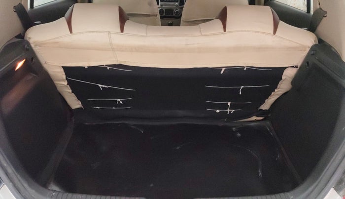 2013 Hyundai i20 MAGNA (O) 1.2, Petrol, Manual, 86,274 km, Boot Inside