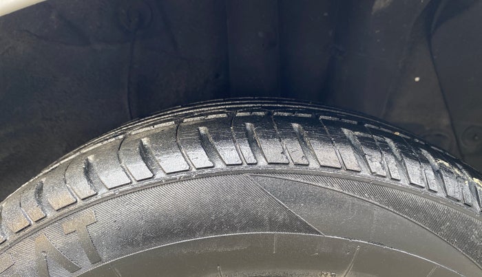 2017 Hyundai Grand i10 ASTA 1.2 KAPPA VTVT, Petrol, Manual, 81,771 km, Left Rear Tyre Tread