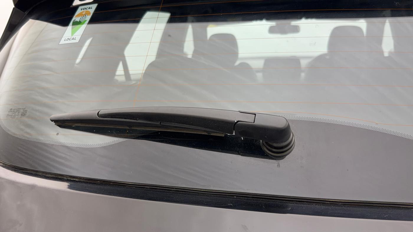 2021 Tata Harrier XZA PLUS 2.0L, Diesel, Automatic, 69,991 km, Rear Wiper