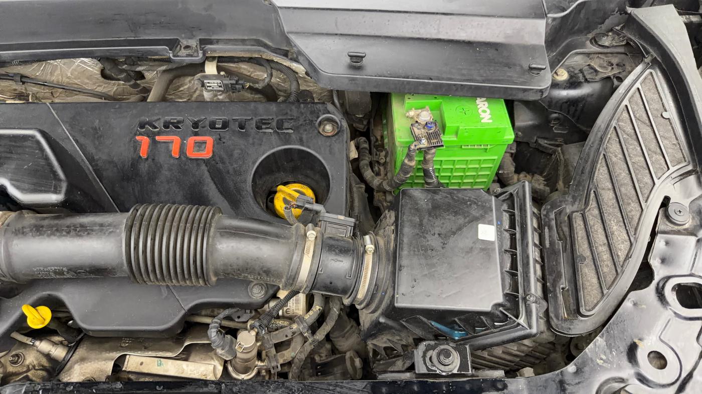 2021 Tata Harrier XZA PLUS 2.0L, Diesel, Automatic, 69,991 km, Engine View - Left