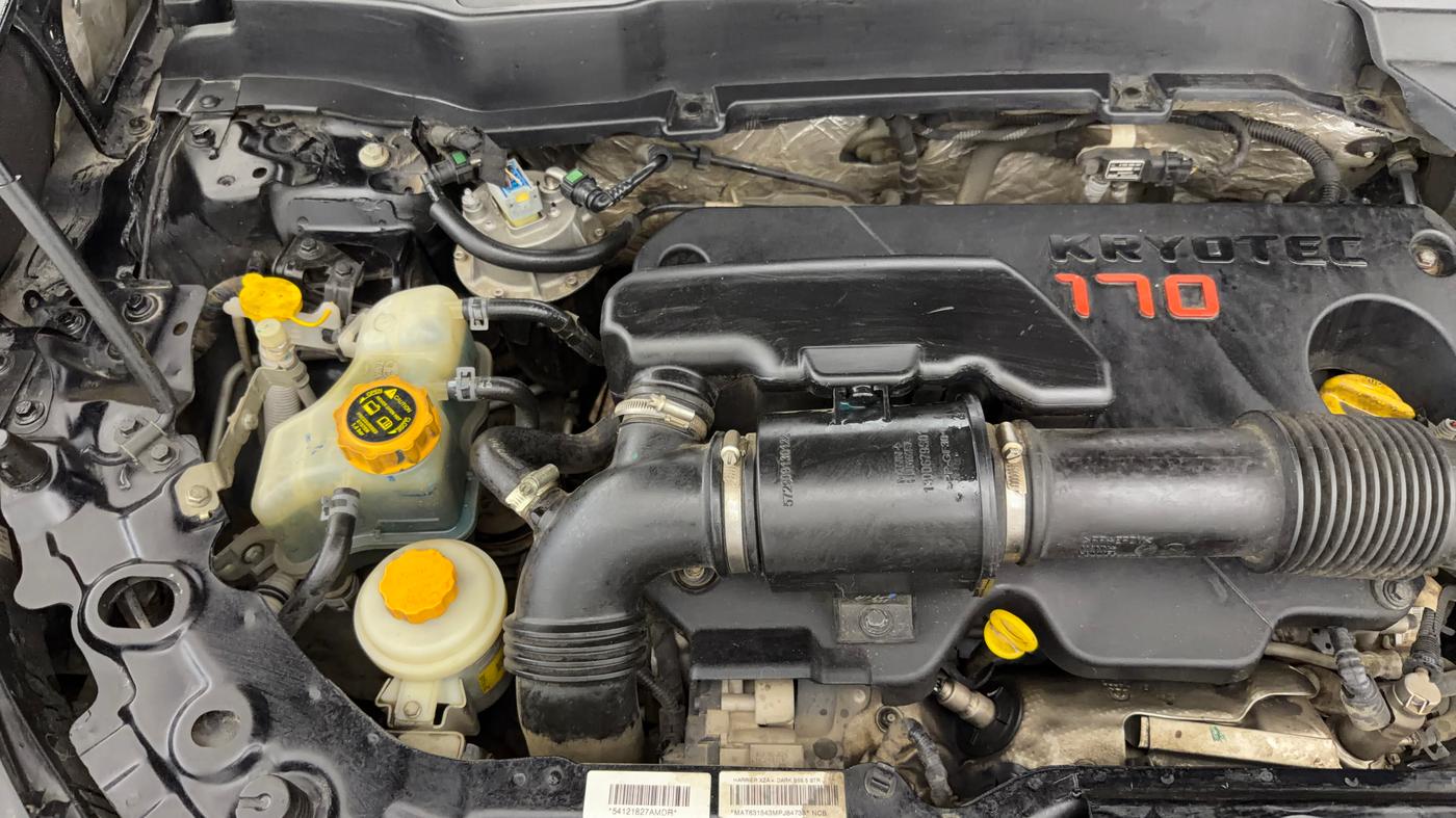 2021 Tata Harrier XZA PLUS 2.0L, Diesel, Automatic, 69,991 km, Engine View - Right