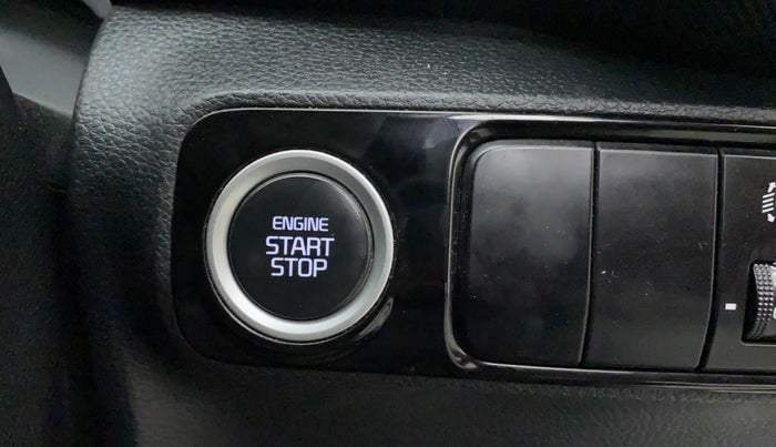 2022 KIA SONET HTK PLUS 1.0 IMT, Petrol, Manual, 11,390 km, Keyless Start/ Stop Button