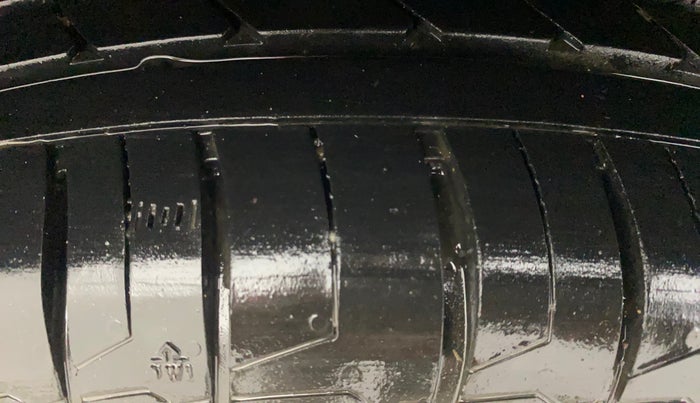 2021 Hyundai Verna S PLUS 1.5 VTVT, Petrol, Manual, 52,355 km, Right Rear Tyre Tread