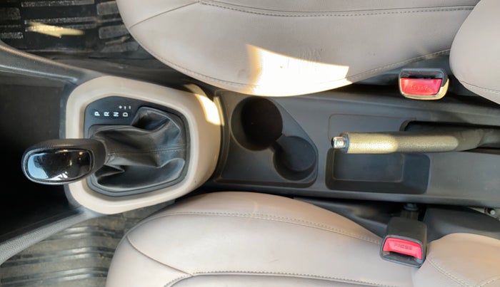 2016 Hyundai Grand i10 ASTA (O) AT 1.2 KAPPA VTVT, Petrol, Automatic, 68,631 km, Gear Lever