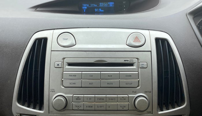 2011 Hyundai i20 MAGNA O 1.2, CNG, Manual, 86,504 km, Infotainment System