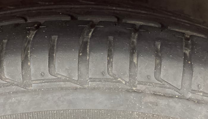 2024 Tata Tiago XM PETROL, Petrol, Manual, 28,945 km, Right Front Tyre Tread