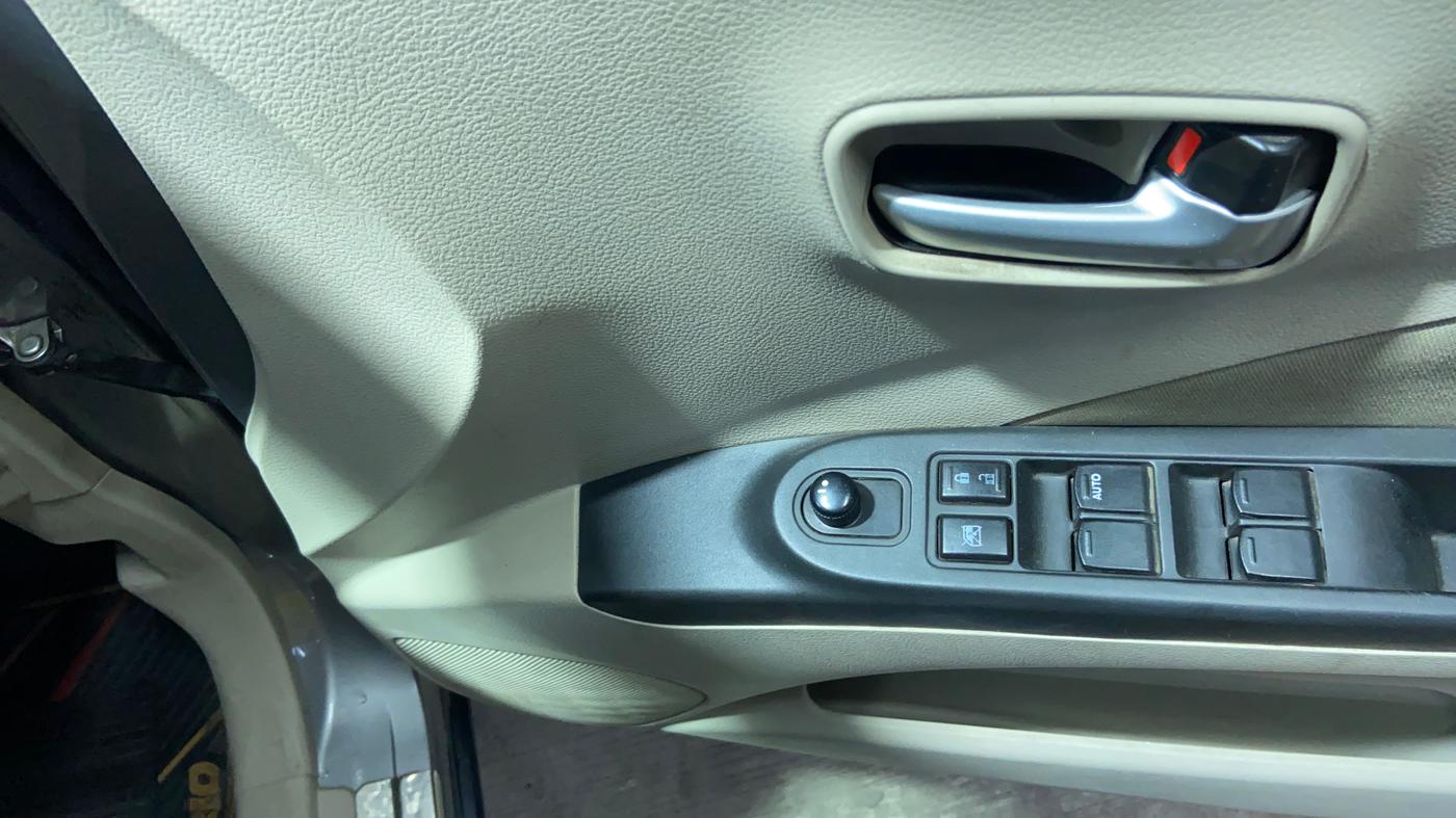 2020 Maruti Celerio ZXI, Petrol, Manual, 20,835 km, Driver Side Door Panels Control
