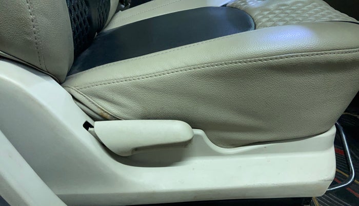 2020 Maruti Celerio ZXI, Petrol, Manual, 20,835 km, Driver Side Adjustment Panel