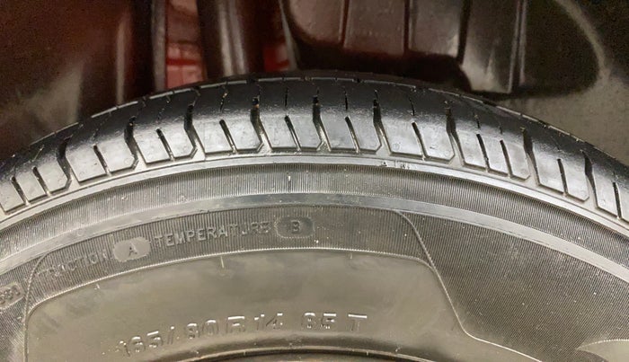 2019 Maruti Swift VXI, Petrol, Manual, 85,386 km, Right Rear Tyre Tread