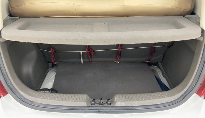 2015 Hyundai i10 SPORTZ 1.1, Petrol, Manual, 58,004 km, Boot Inside