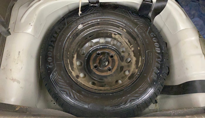 2015 Hyundai i10 SPORTZ 1.1, Petrol, Manual, 58,004 km, Spare Tyre