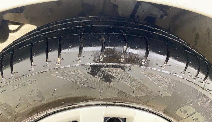 2015 Hyundai i10 SPORTZ 1.1, Petrol, Manual, 58,004 km, Left Front Tyre Tread