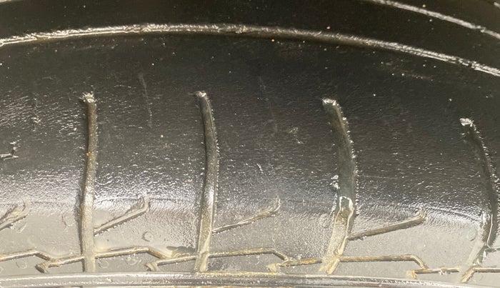 2022 Hyundai Creta SX 1.5 PETROL, Diesel, Manual, 1,02,954 km, Left Front Tyre Tread