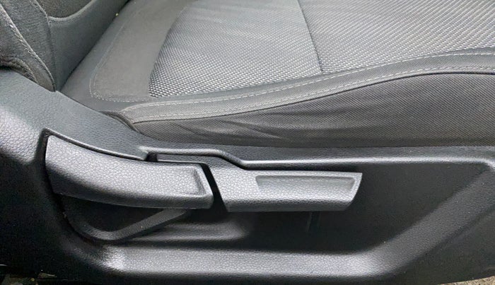 2019 KIA SELTOS HTK PLUS 1.5, Petrol, Manual, 86,050 km, Driver Side Adjustment Panel
